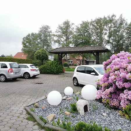 Semesterbostad Wieke *